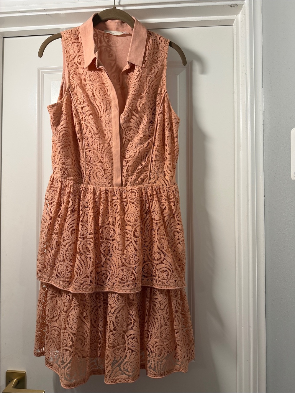 Women’s size medium Peach Lace Tiered Dress